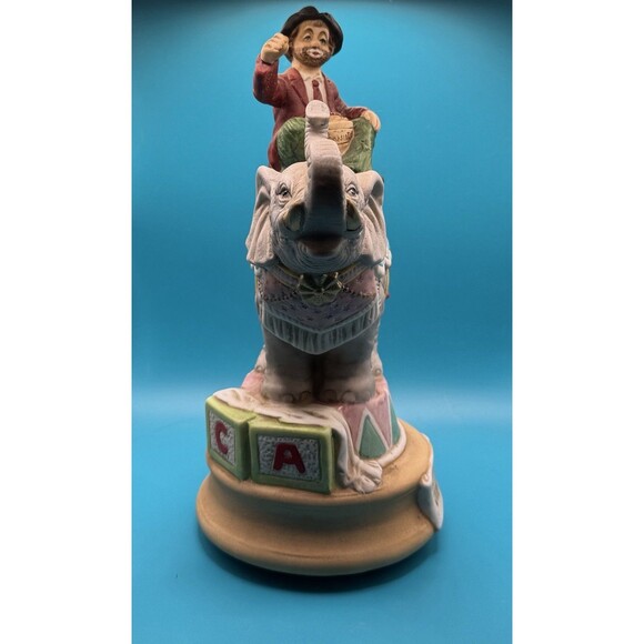 Melody In Motion Willie& Jumbo Music Box - Works - Plays “Be a Clown”, Rotates - Picture 2 of 4